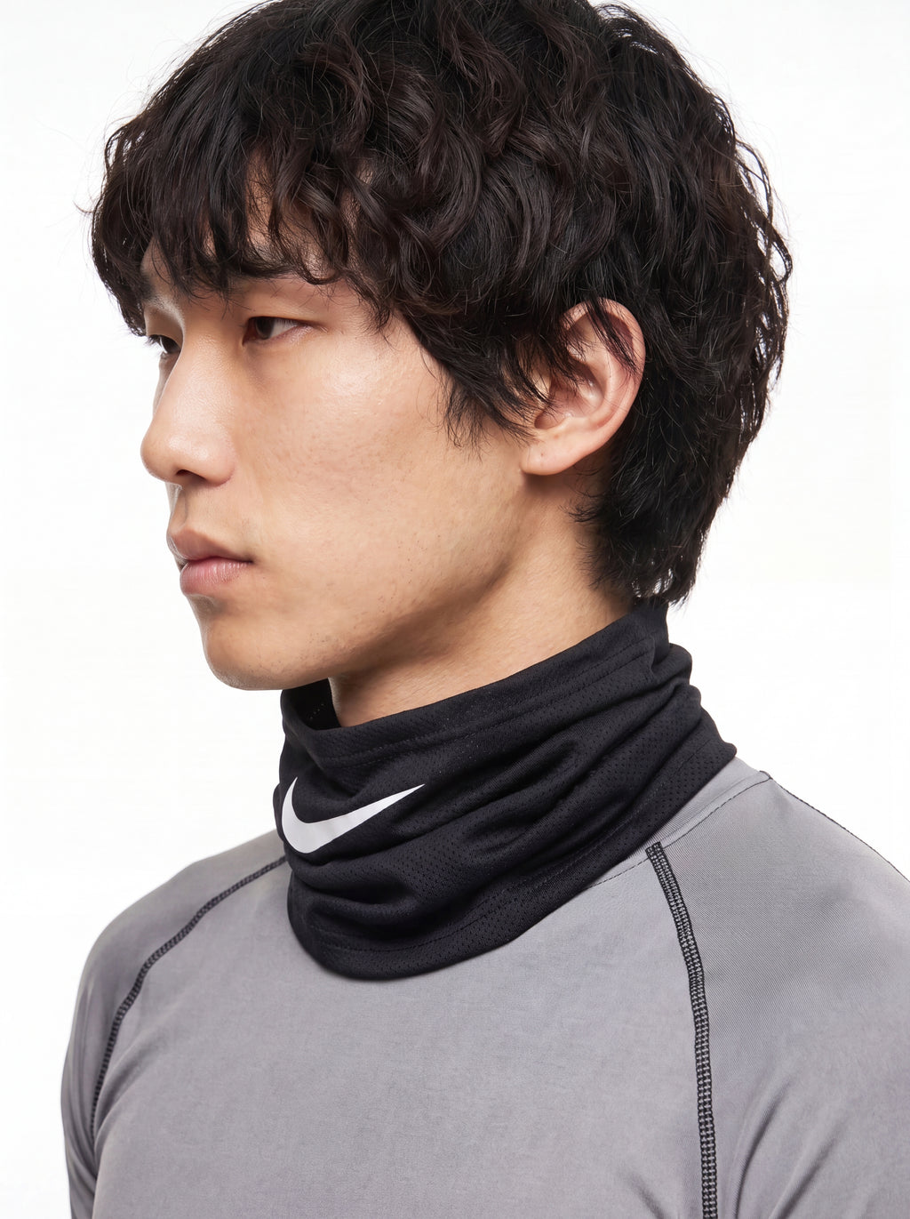 Mode Swoosh Cooling Snood covering the neck during outdoor training